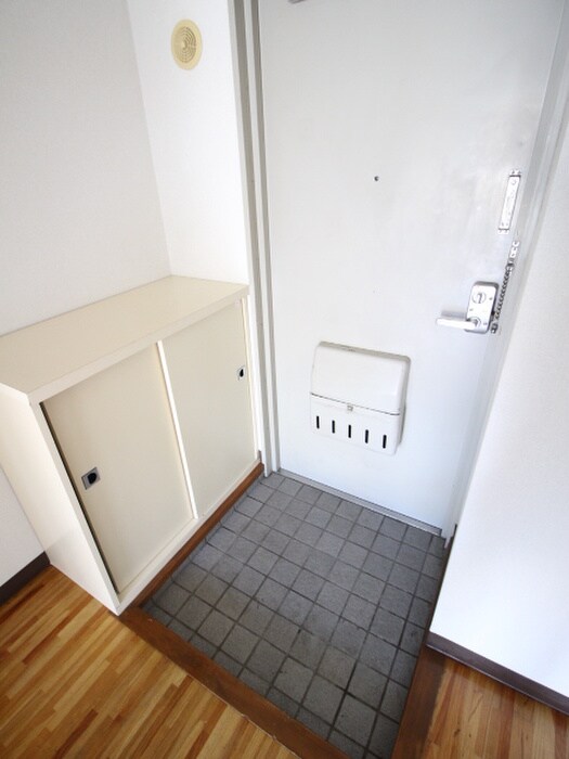 物件内観写真12　(靴箱)