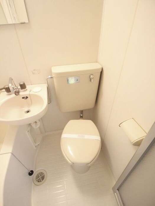 物件内観写真15　(トイレ)