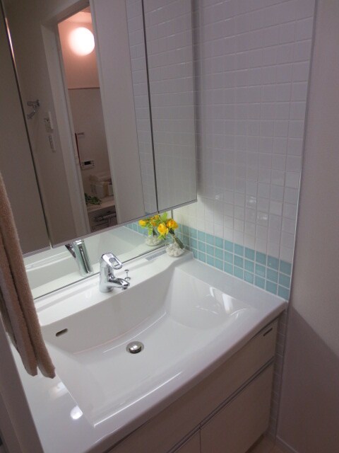 物件内観写真11　(洗面)