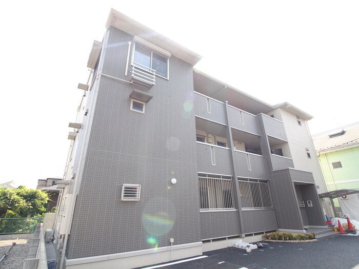 物件外観写真2　(外観写真)