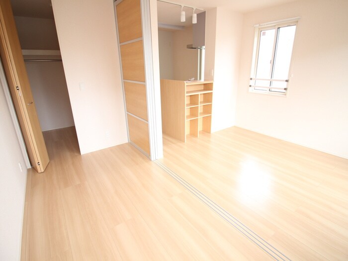 物件内観写真14　(居室)