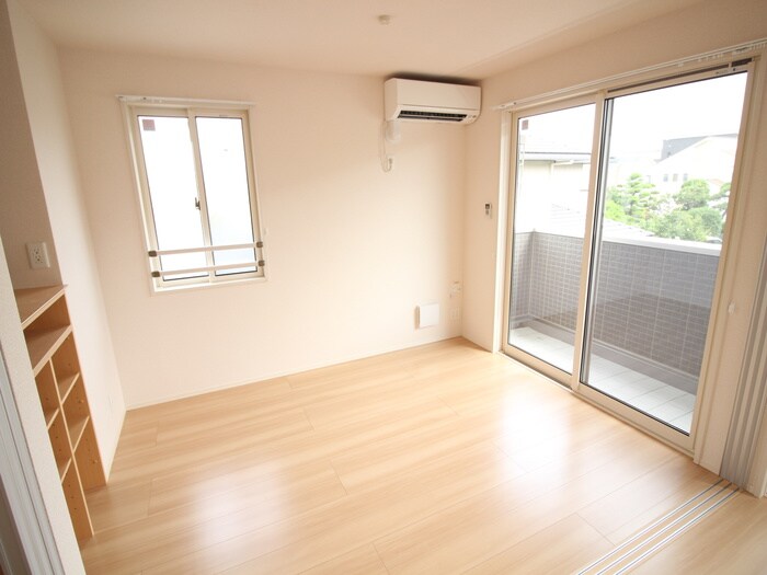 物件内観写真22　(居室)