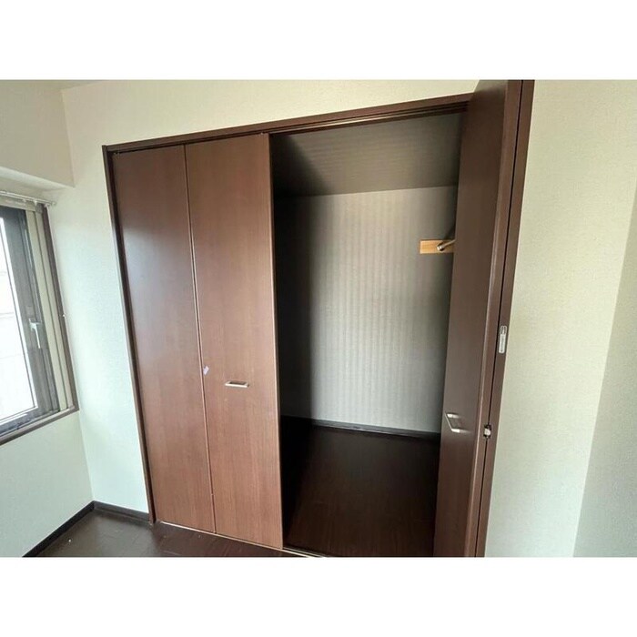 物件内観写真11　(収納)