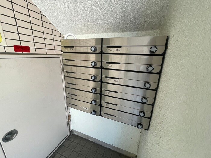 物件外観写真6　(建物設備)