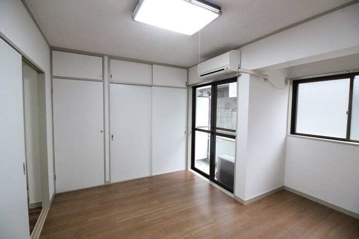 物件内観写真13　(居室)