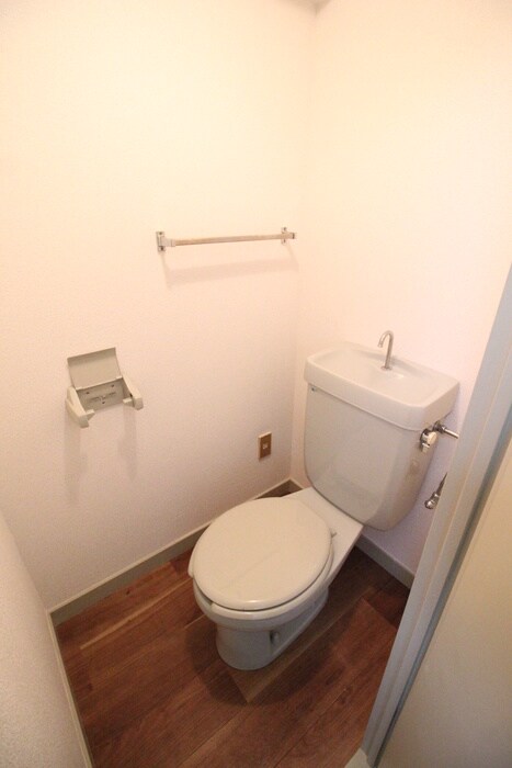 物件内観写真15　(トイレ)