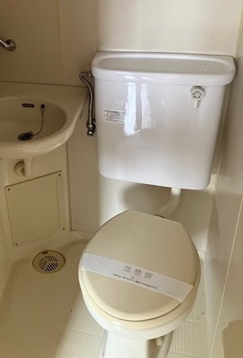 物件内観写真17　(トイレ)