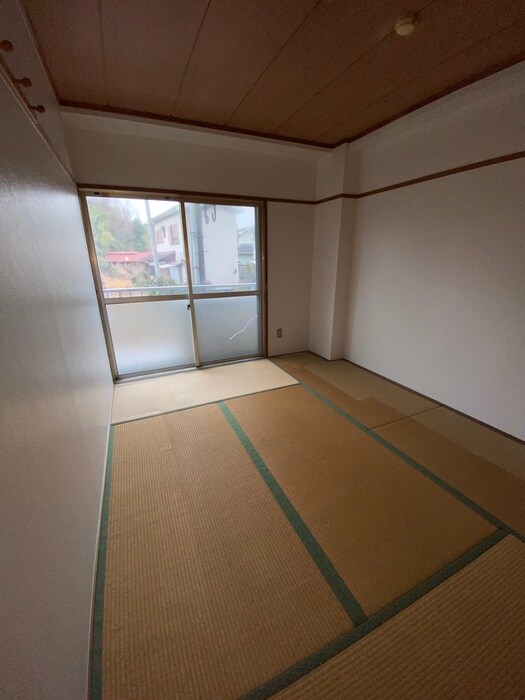 物件内観写真12　(居室)