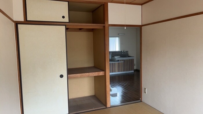 物件内観写真18　(収納)