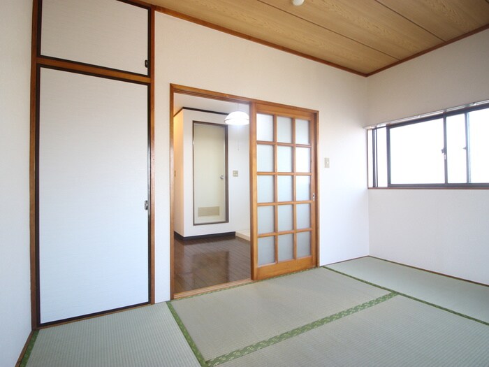 物件内観写真5　(居室)