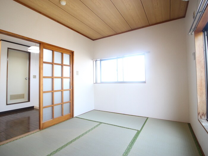 物件内観写真6　(居室)