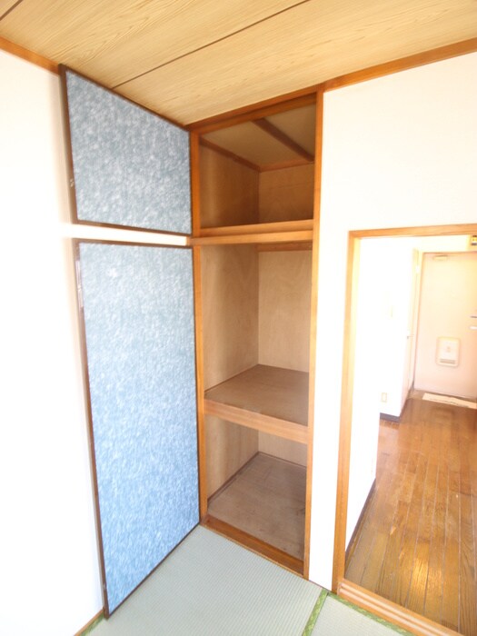 物件内観写真10　(収納)