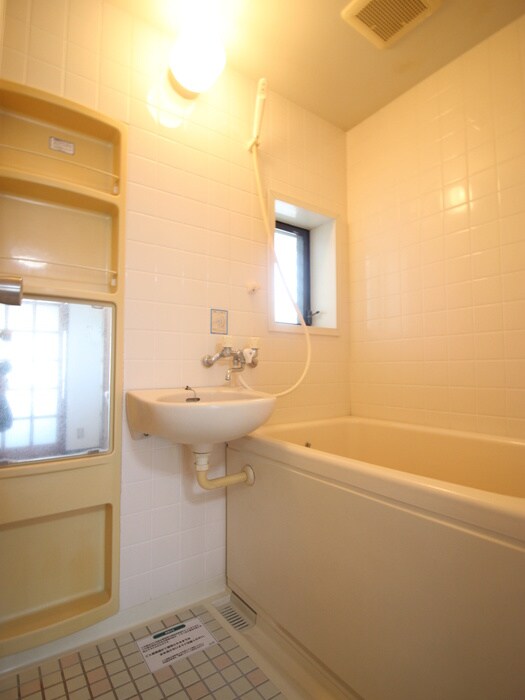 物件内観写真11　(バス／シャワールーム等)