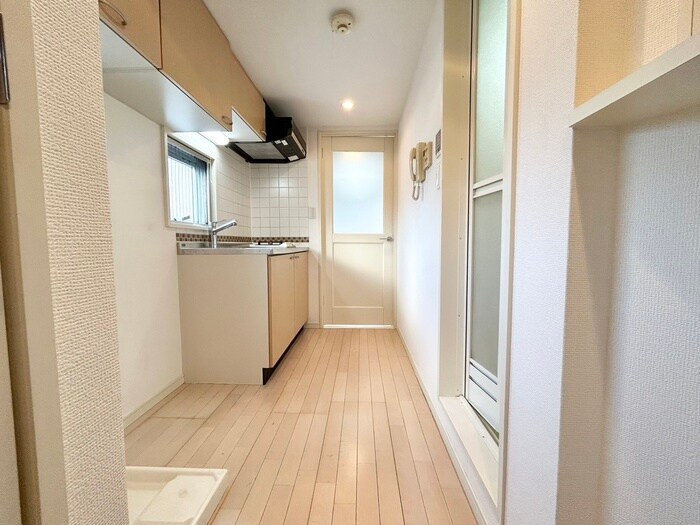 物件内観写真17　(廊下)