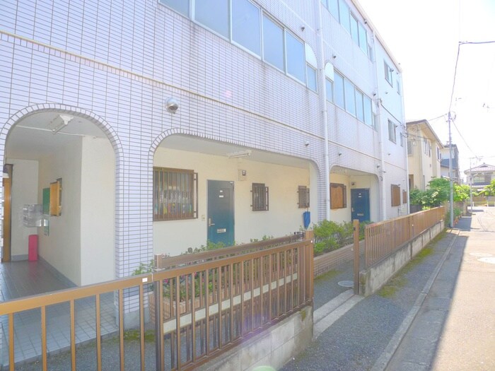 物件外観写真3　(周辺環境)