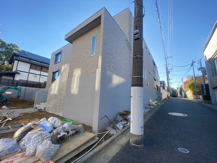 物件外観写真6　(建築中)