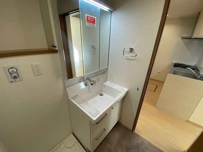 物件内観写真12　(洗面)