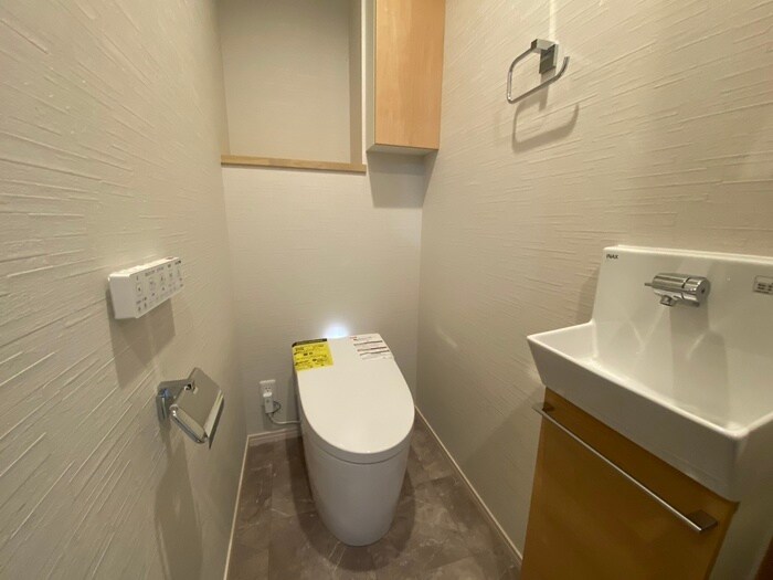 物件内観写真16　(トイレ)