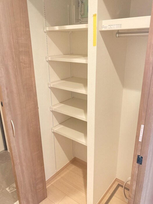 物件内観写真18　(靴箱)