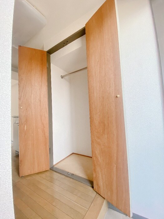 物件内観写真10　(収納)