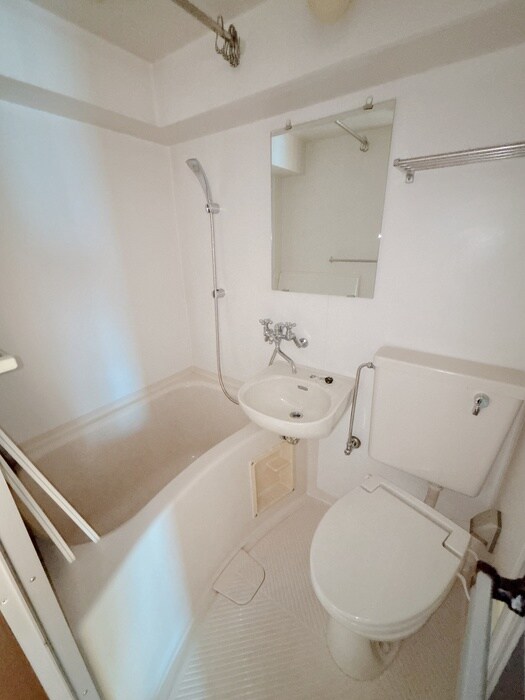 物件内観写真11　(バス／シャワールーム等)