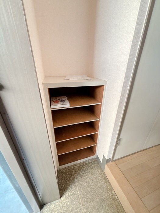 物件内観写真19　(靴箱)
