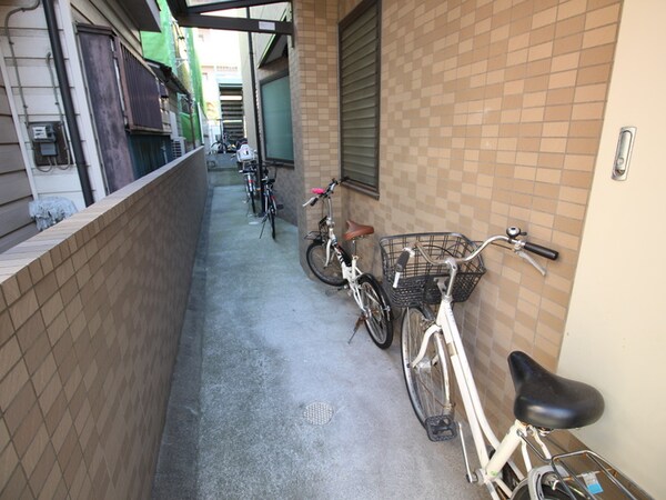 駐輪場