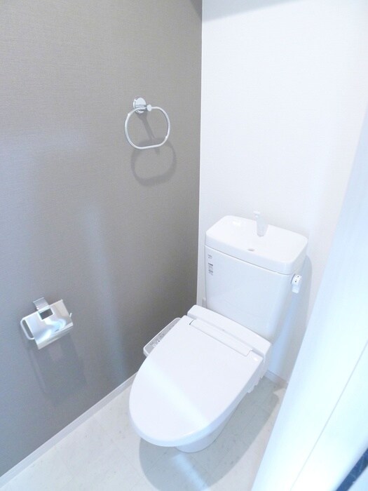 物件内観写真15　(トイレ)