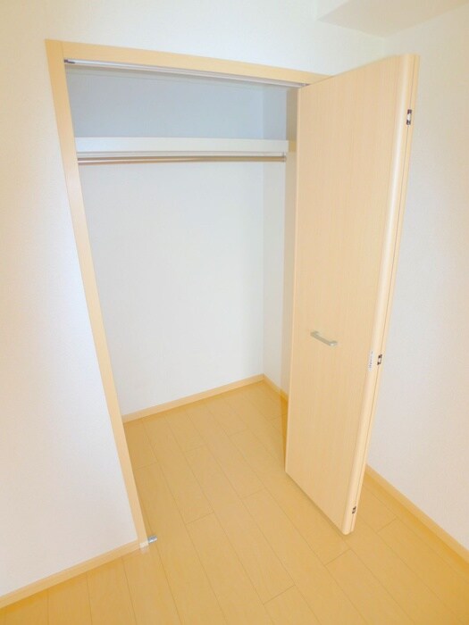物件内観写真11　(収納)