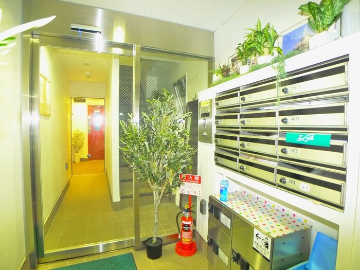 物件外観写真4　(建物設備)