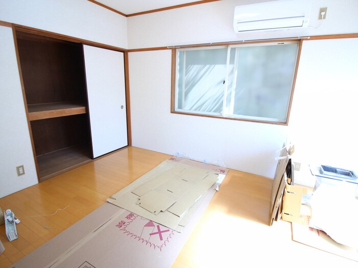 物件内観写真10　(居室)