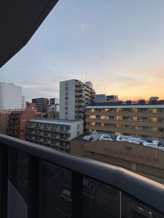 物件内観写真13　(室内からの展望)