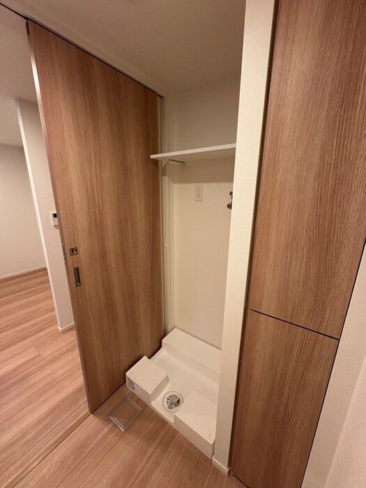 物件内観写真17　(洗濯機置場)