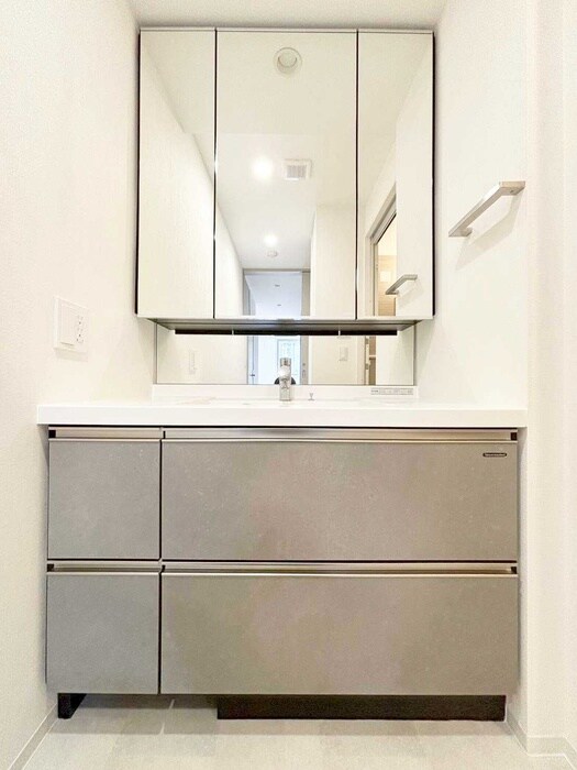 物件内観写真11　(洗面)