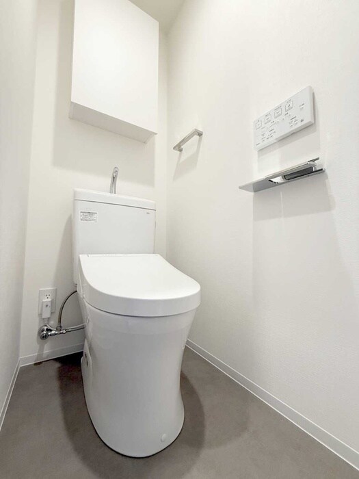 物件内観写真14　(トイレ)