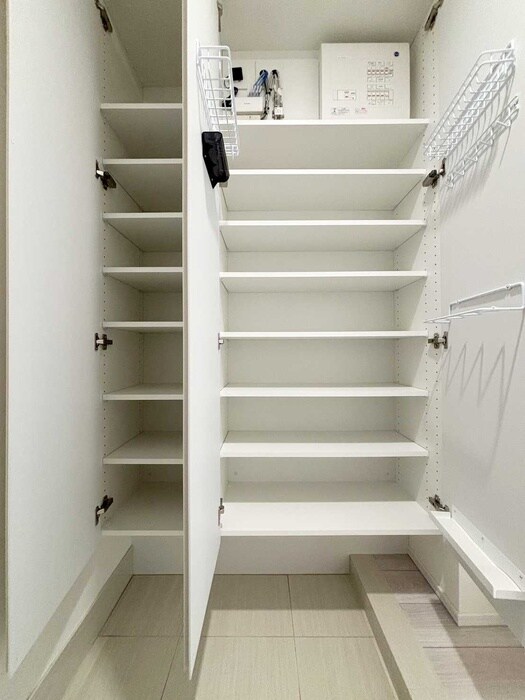 物件内観写真21　(靴箱)