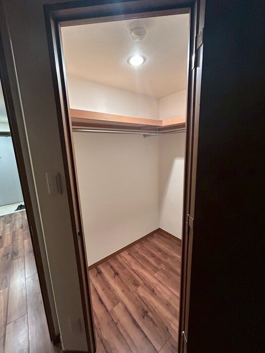 物件内観写真16　(収納)