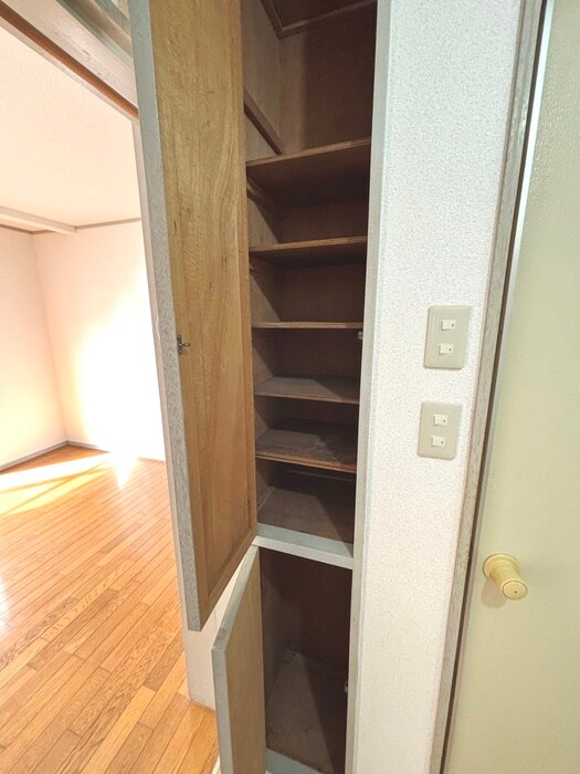 物件内観写真10　(靴箱)