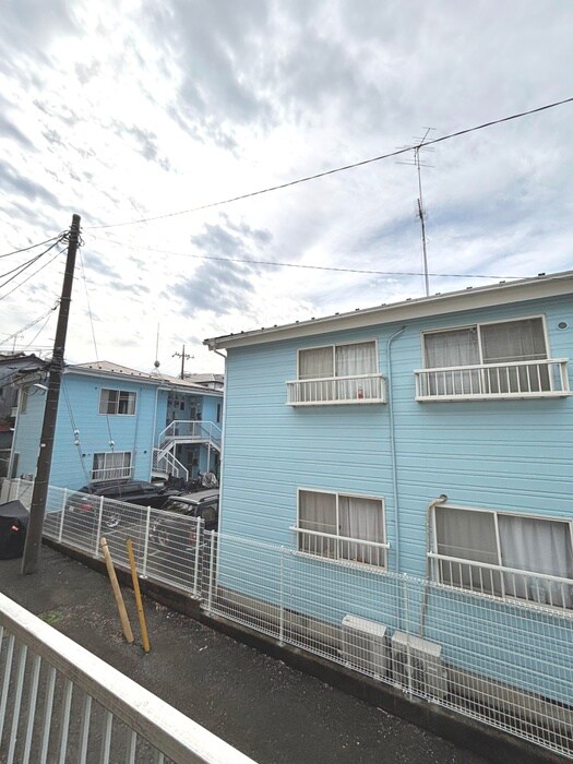 物件内観写真14　(室内からの展望)