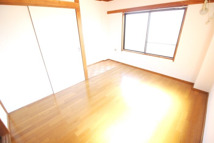 物件内観写真7　(居室)