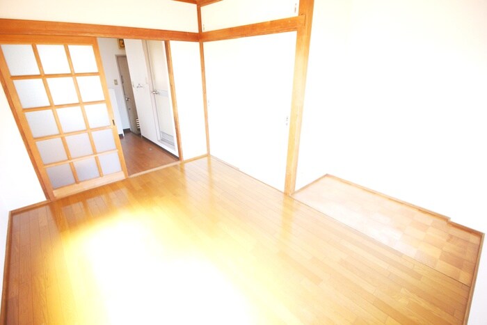 物件内観写真9　(居室)