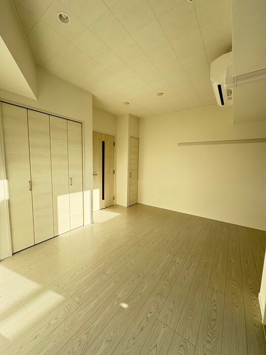 物件内観写真4　(居室)