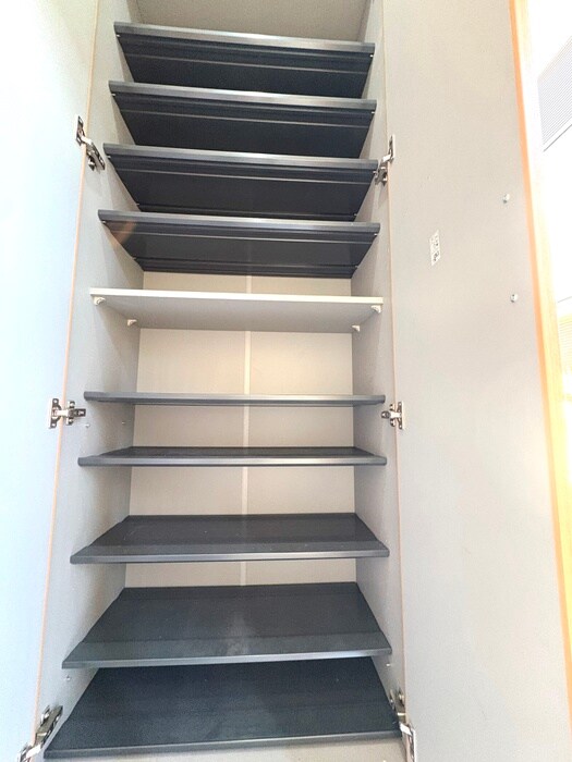 物件内観写真14　(靴箱)