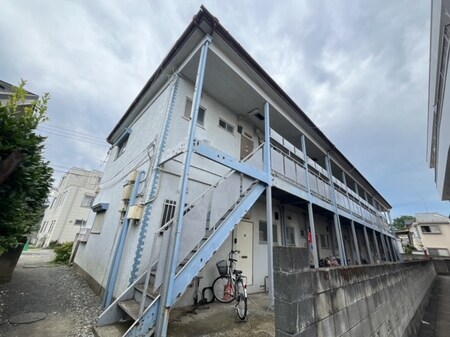 カーサ三岡外観写真