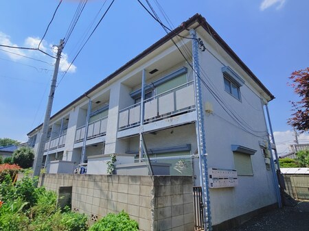 カーサ三岡外観写真