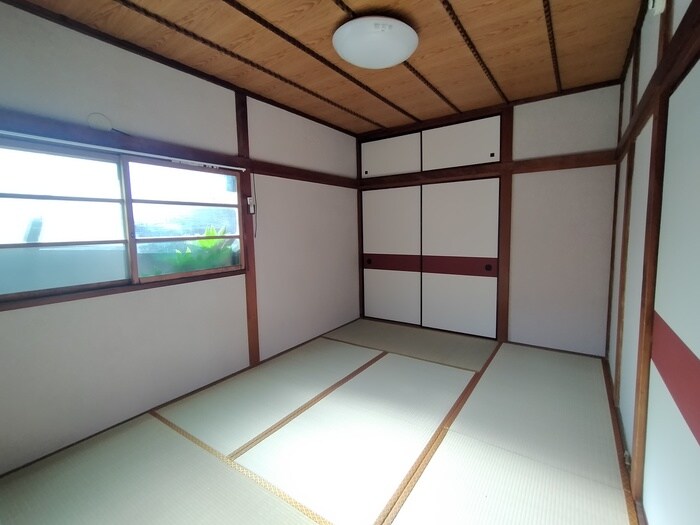 物件内観写真4　(居室)