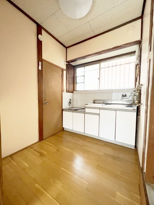 物件内観写真6　(居室)