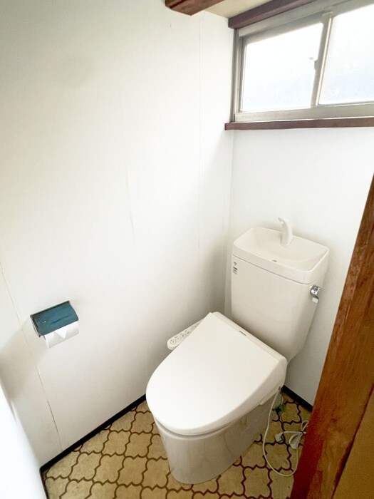 物件内観写真9　(トイレ)