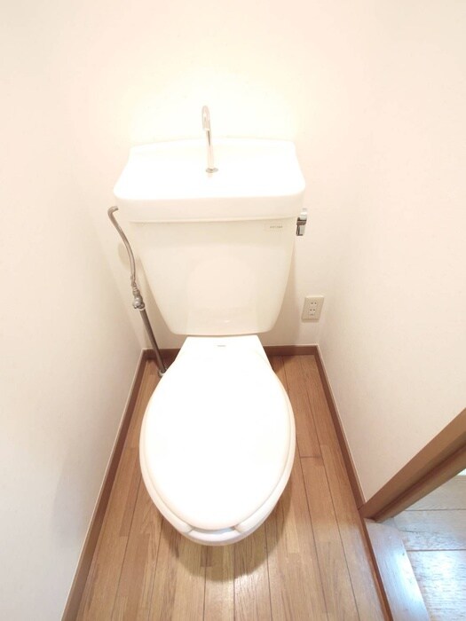 物件内観写真12　(トイレ)