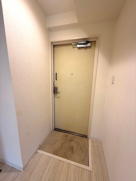 物件内観写真14　(玄関)